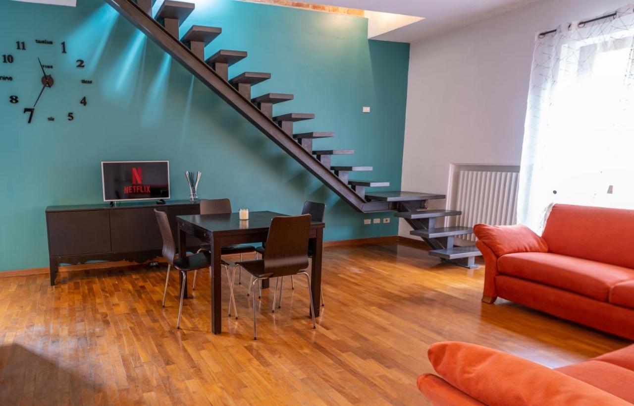 Centro Storico-Dimora Con Terrazza- Wi-Fi E Ac Apartment Asti Ngoại thất bức ảnh